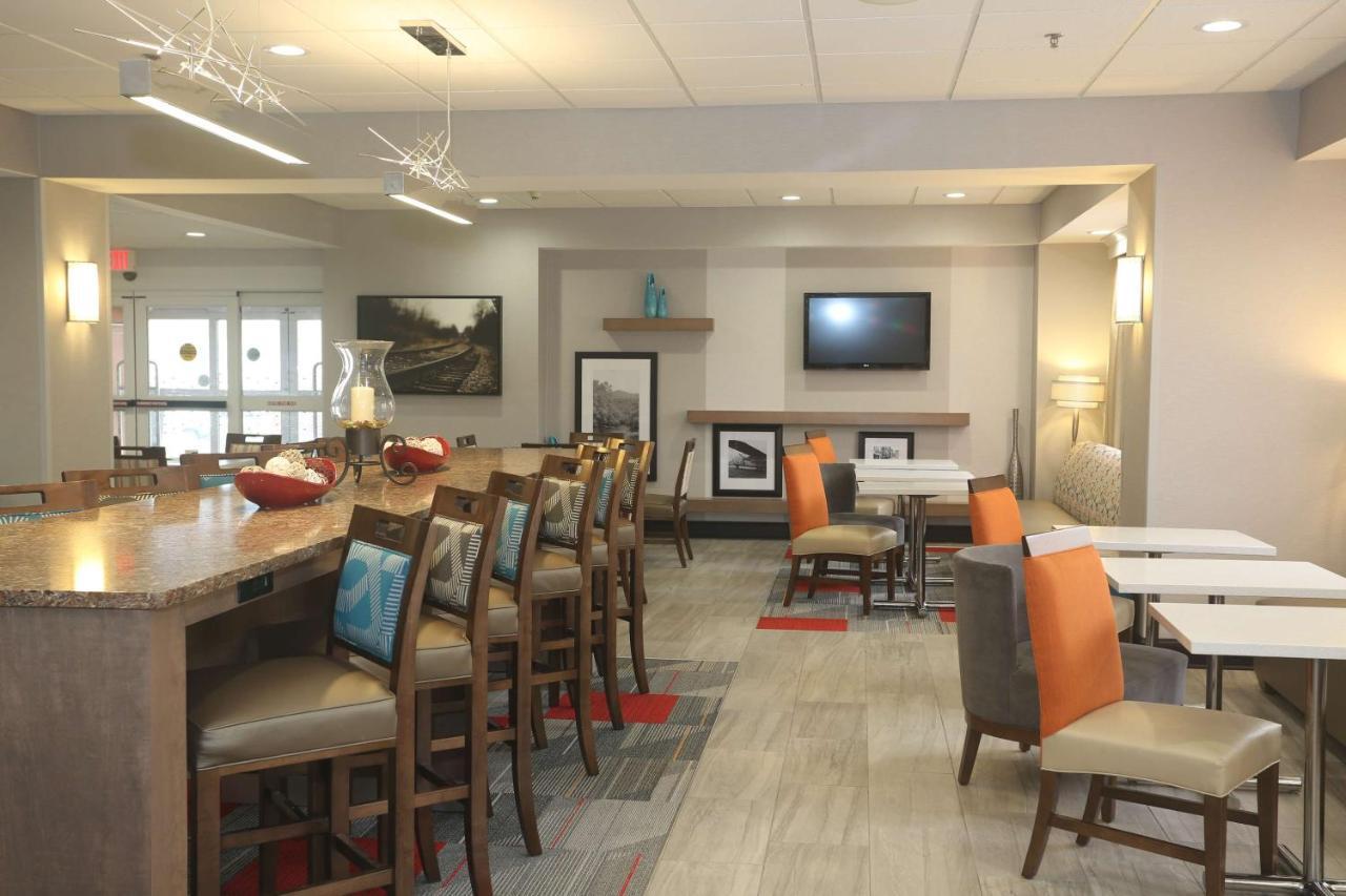 Hampton Inn Owego מראה חיצוני תמונה