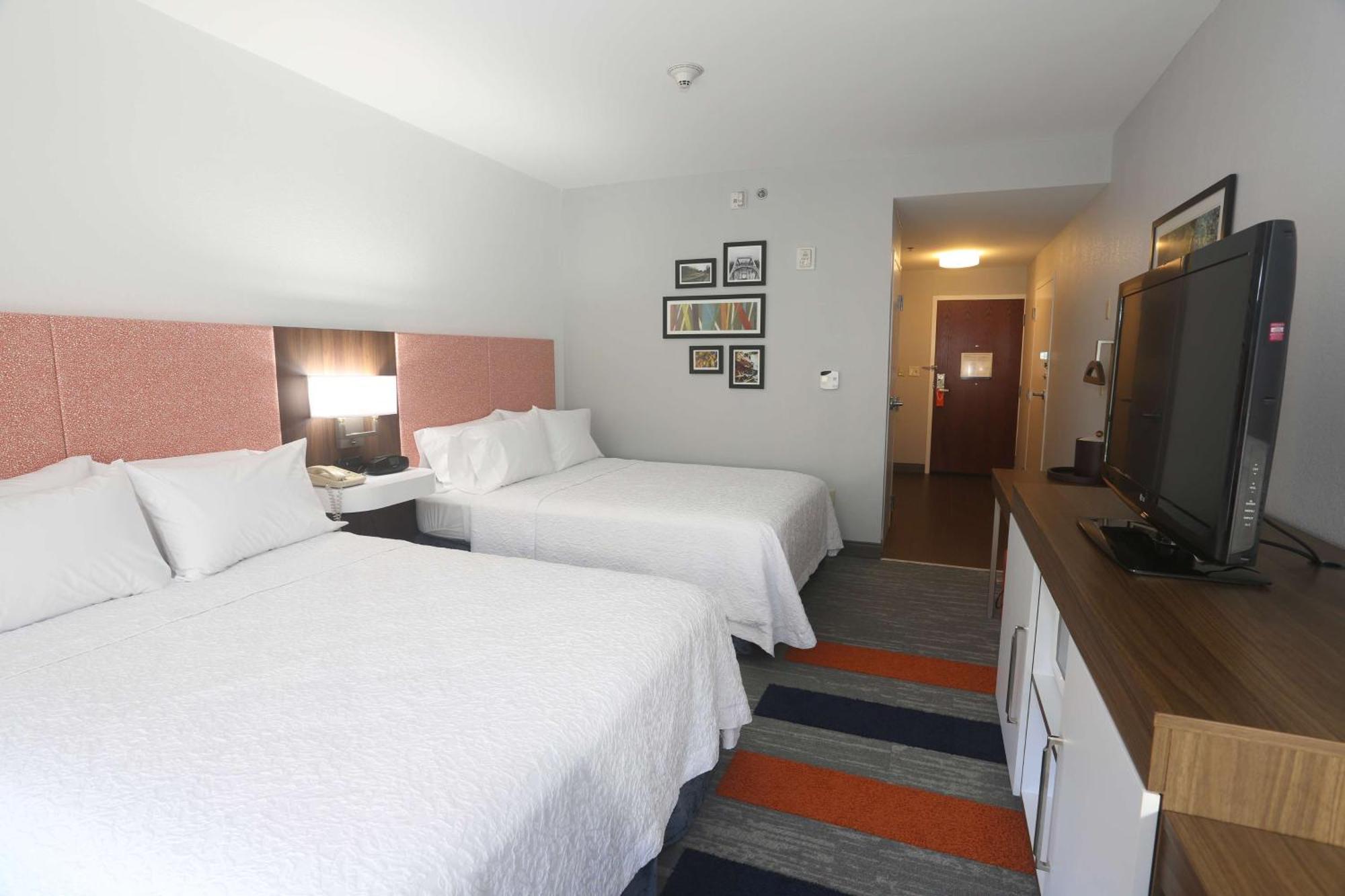 Hampton Inn Owego מראה חיצוני תמונה